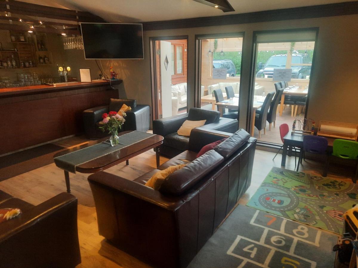 Minniborgir Cottages & Restaurant Selfoss Esterno foto